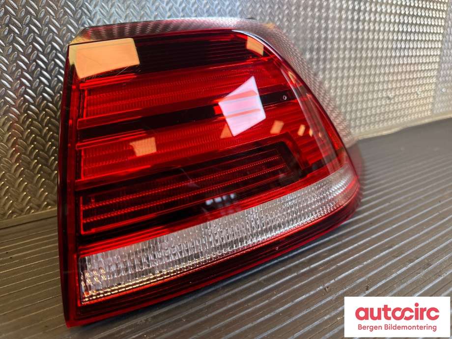 Baklykt høyre til VW e-Golf 2017-2020 (Fase 2) (VOLKSWAGEN|5G0 945 096 Q|)