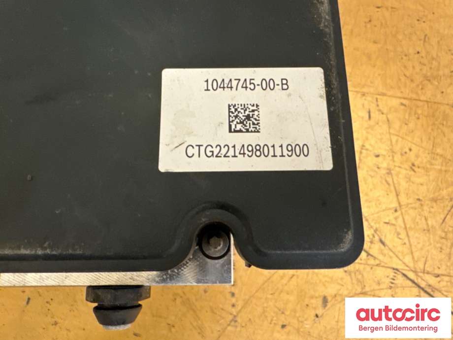 Styreenhet ABS til Tesla Model 3 2018-2023 (Fase 1)  (1044745-00-B)