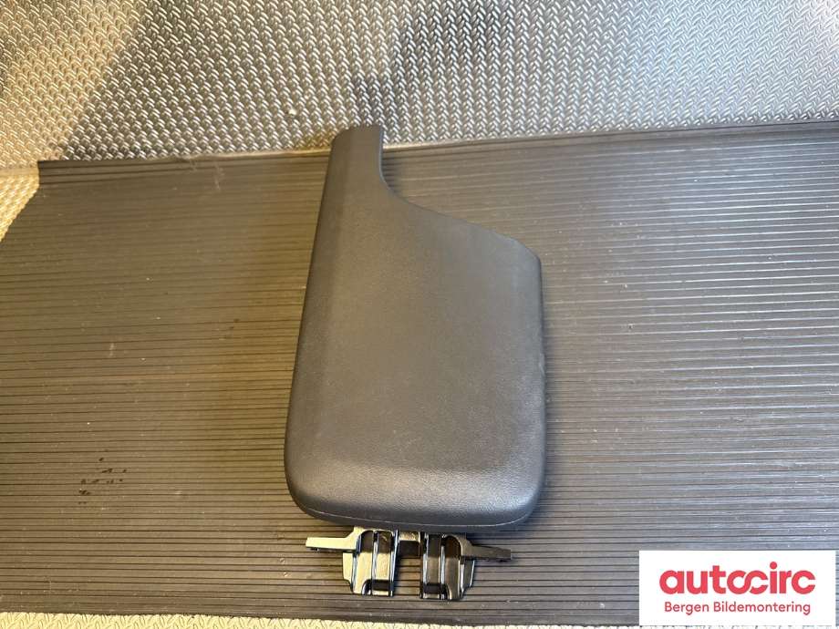 Sete armlene lokk til Porsche Taycan 2019-->> (PORSCHE|9J1 867 165 R|)