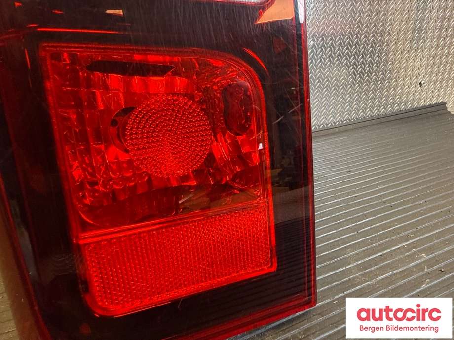 Baklykt venstre til Peugeot Partner 2015-2019 (Type II, Fase 2)  (PEUGEOT|16 800 227 80|96 772 051 80|)