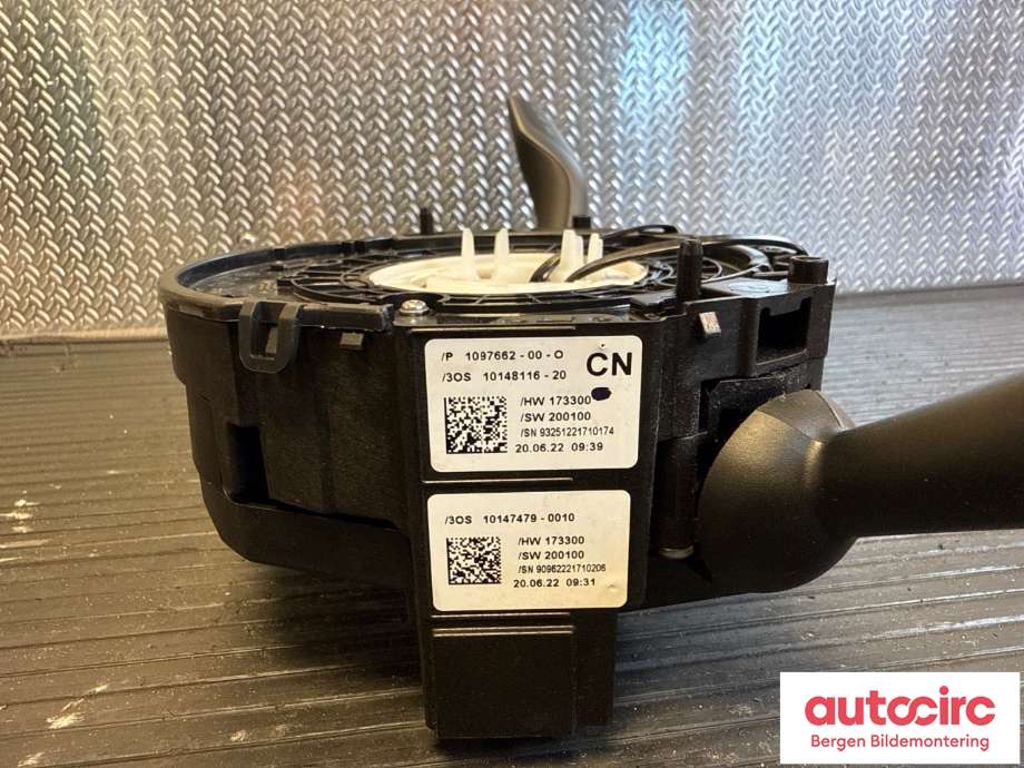 Bryter combi til Tesla Model Y 2021-2024 (Type I) (TESLA|1097662-00-O|)