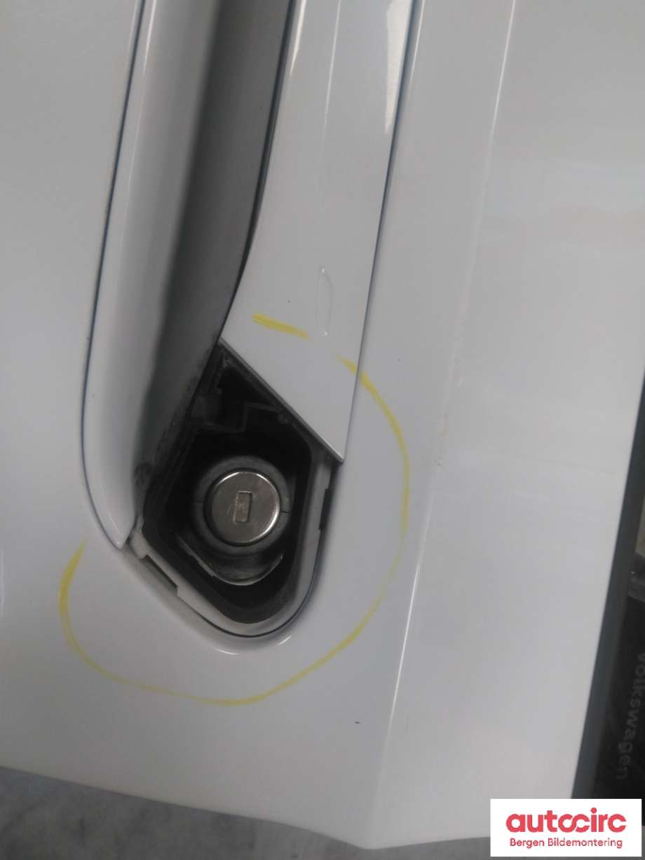 Dør venstre foran til VW ID.4 2020-->> (VOLKSWAGEN|11A 831 055 A|)