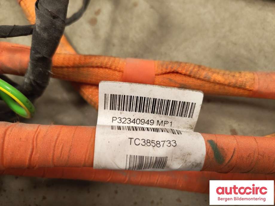 Diverse deler til Volvo XC40 2018-2024 (VOLVO|32340949|)