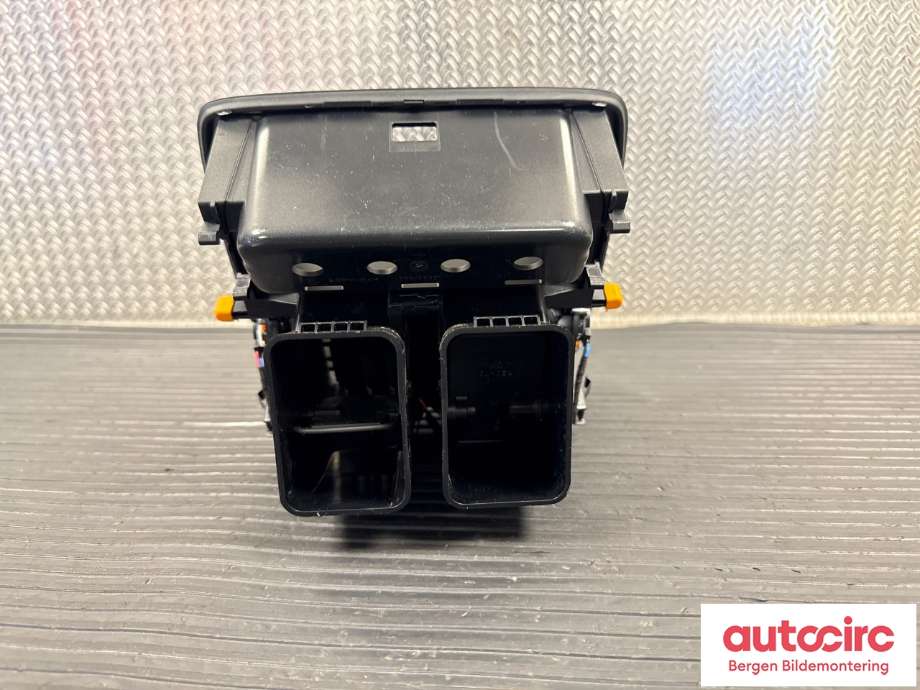 Dashbord friskluftdyse til Porsche Taycan 2019-->> (PORSCHE|9J1 819 202 C|)