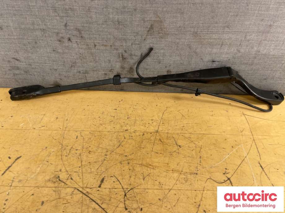 Viskerarmer frontrute til Tesla Model 3 2018-2023 (Fase 1) (1621687-00-A|)
