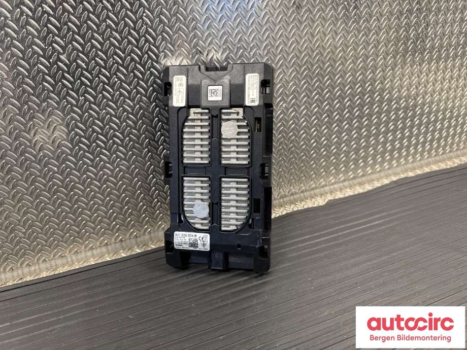 Styreenhet diverse til Porsche Taycan 2019-->> (PORSCHE|9J1 035 504 B|)