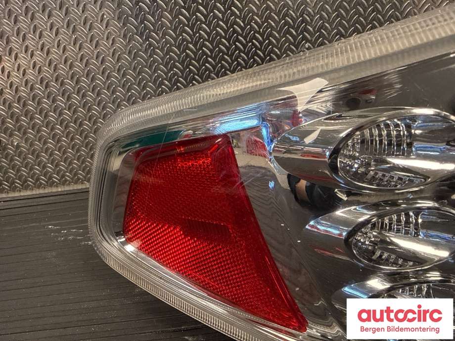 Baklykt venstre til Subaru Impreza 2008-2012 (Type III)  (SUBARU|84912FG030|)