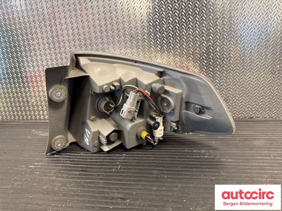 Baklykt venstre til Subaru Impreza 2008-2012 (Type III)  (SUBARU|84912FG030|)