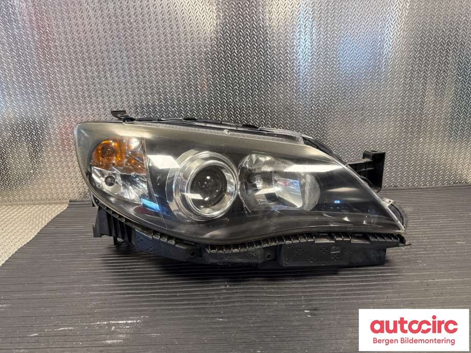 Frontlykt høyre halogen til Subaru Impreza 2008-2012 (Type III) (SUBARU|84001FG200|84001FG201|)