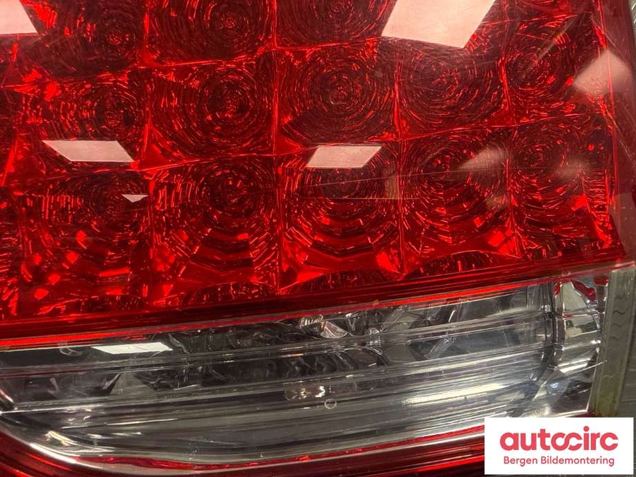Baklykt høyre indre til Citroën C-Crosser 2007-2012  (CITROEN|6351 EJ|)