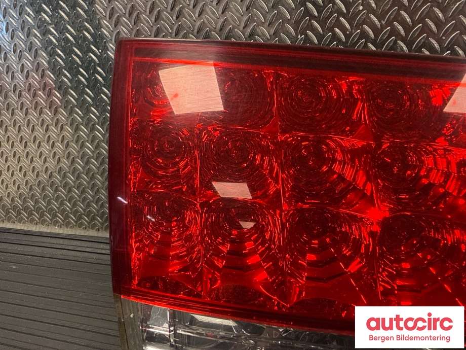 Baklykt venstre indre til Citroën C-Crosser 2007-2012  (CITROEN|6350 EK|)