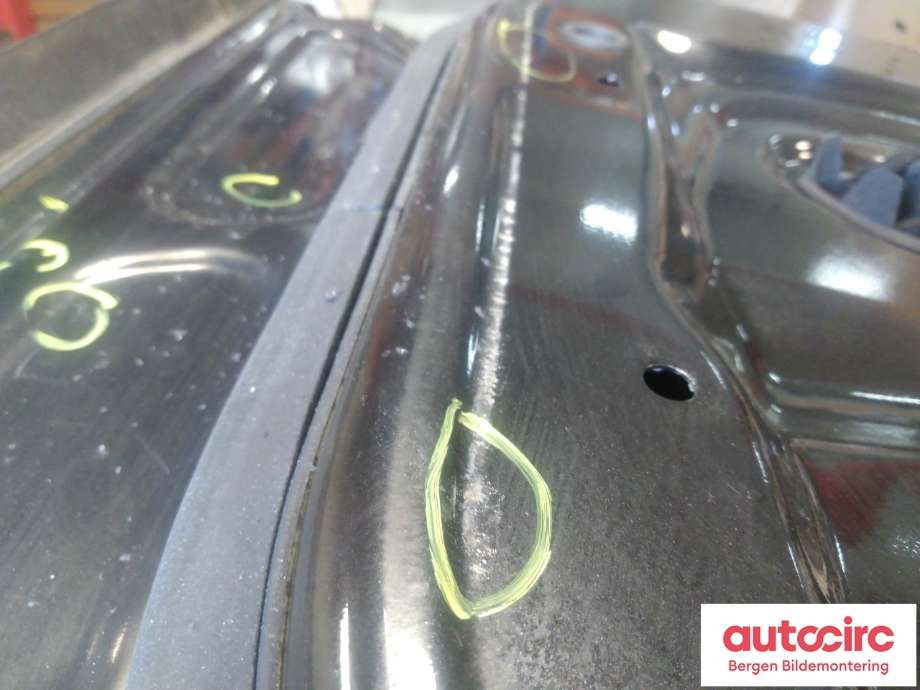 Dør høyre bak til Land Rover Freelander 2007-2014 (Type II)  (LAND-ROVER|)