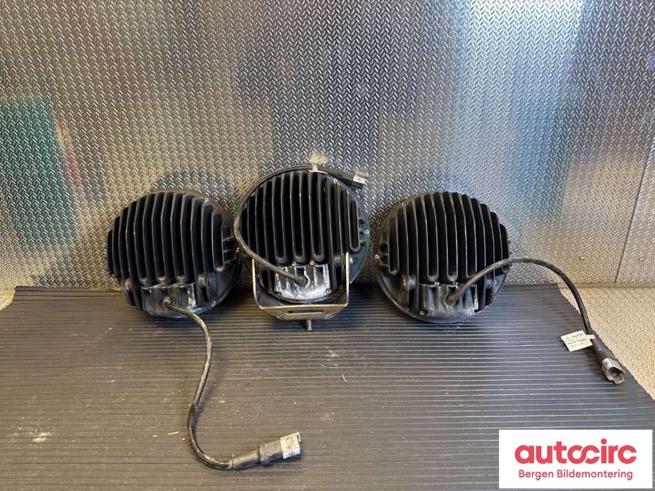 Frontlykter til Mitsubishi Pajero 2007-2016 (Type IV, Fase 1) (MITSUBISHI|)