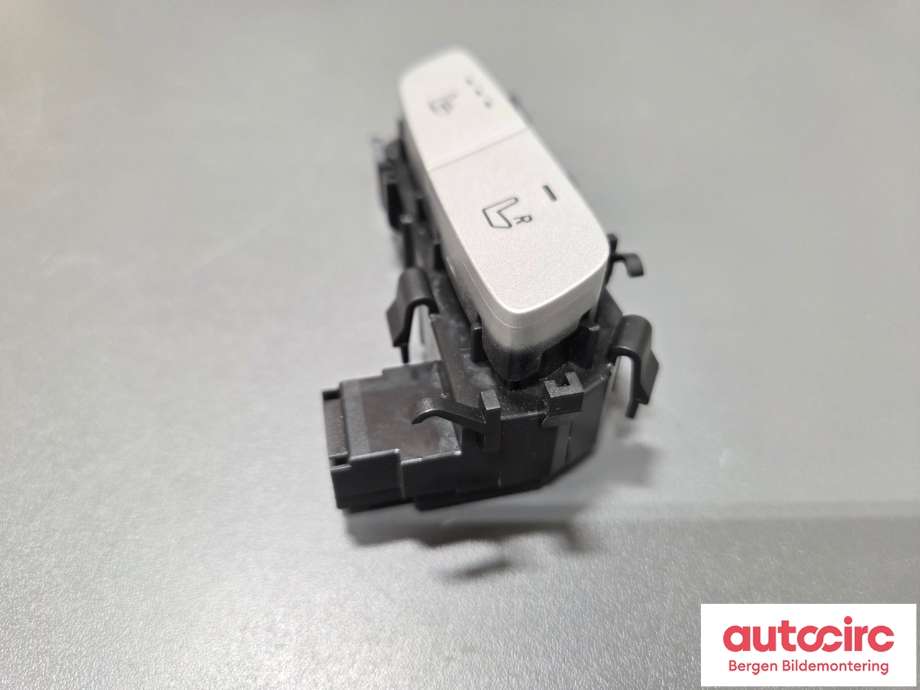 Bryter setevarme til Mercedes E-Klasse 2016-2023 (W213) (W213) (MERCEDES|A 213 905 14 04|)