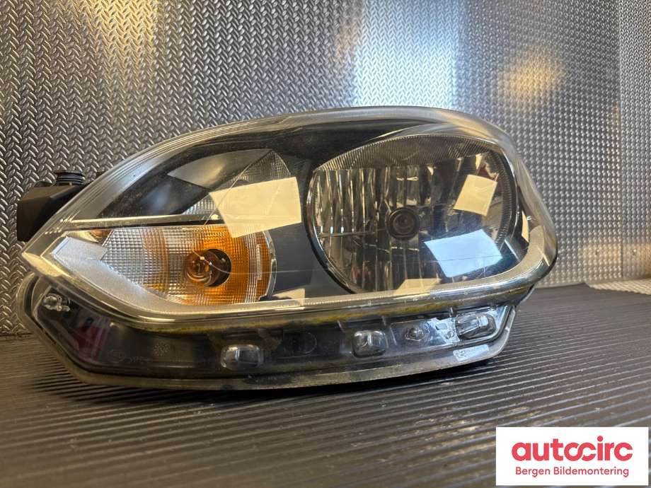 Frontlykt venstre halogen til VW Up 2012-2019  (VOLKSWAGEN|1S1 941 015 N|)
