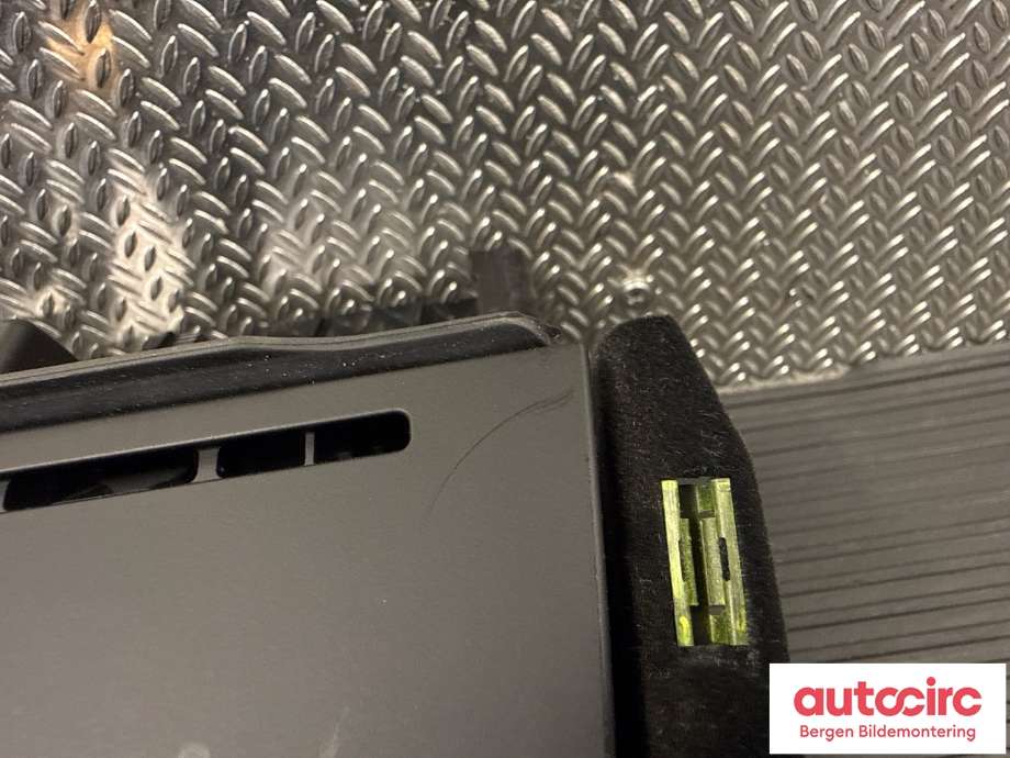 Innredning, Konsoll til Porsche Macan 2014-->> (95B) (95B) (PORSCHE|95C 864 051 D|)