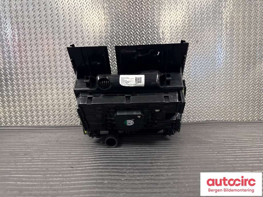 Innredning, Konsoll til Porsche Macan 2014-->> (95B) (95B) (PORSCHE|95C 864 051 D|)