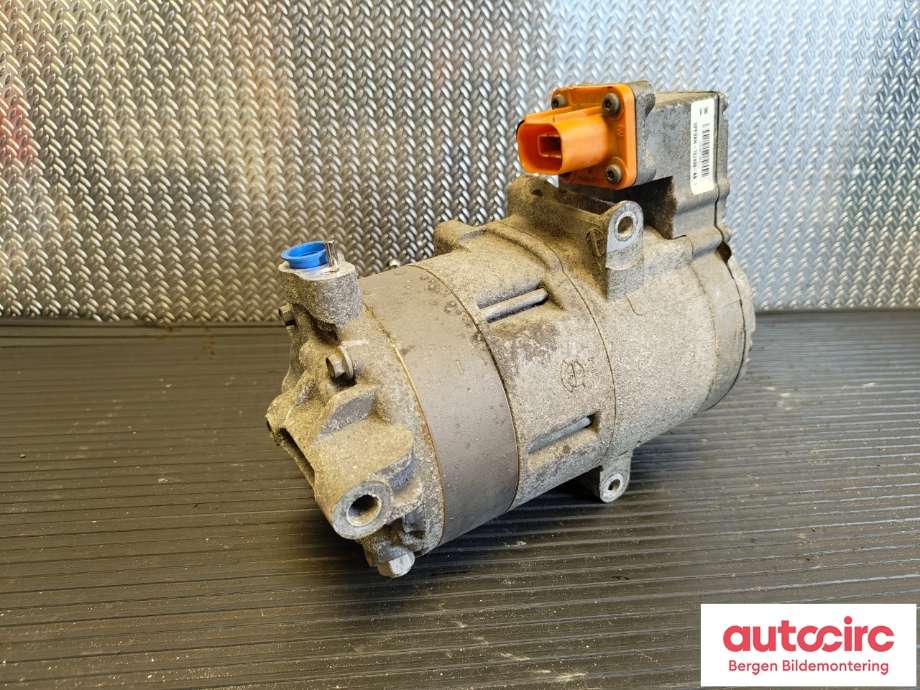 Aircondition kompressor til VW Passat 2015-2019 (Fase 1) (B8) (B8) (VOLKSWAGEN|5QE 816 803|5QE 816 803 L|)