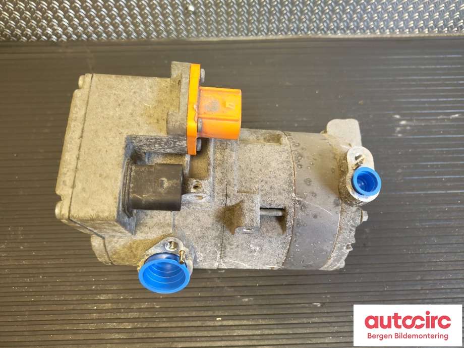 Aircondition kompressor til VW Passat 2015-2019 (Fase 1) (B8) (B8) (VOLKSWAGEN|5QE 816 803|5QE 816 803 L|)