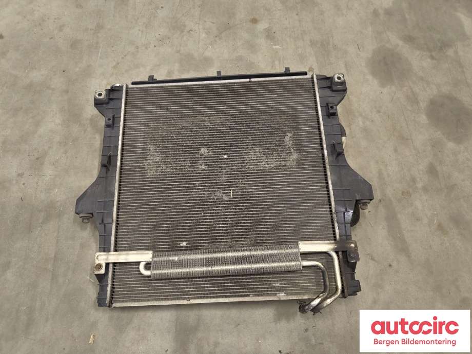 Radiator (automat gir) til Dodge Ram, 2003-2008 (Type III) (DODGE|52028900AC)