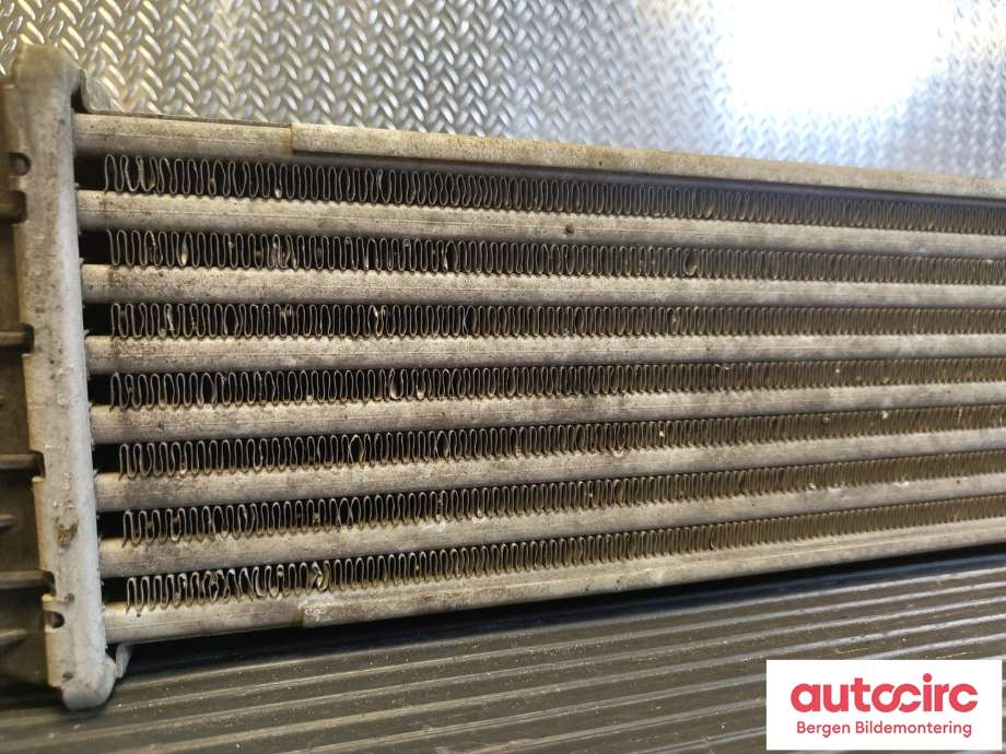 Intercooler til Mercedes CLS 2004-2010 (C219) (C219) (MERCEDES|A2115003902|)