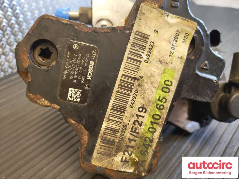 Dieselpumpe til Mercedes CLS 2004-2010 (C219) (C219) (MERCEDES|A6420700501|)