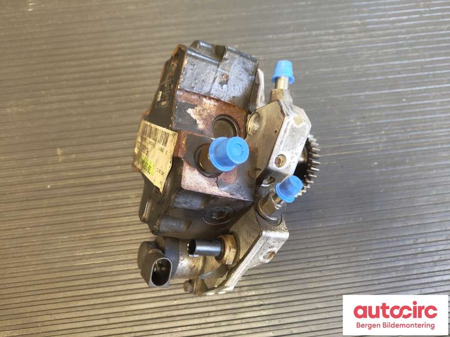 Dieselpumpe til Mercedes CLS 2004-2010 (C219) (C219) (MERCEDES|A6420700501|)
