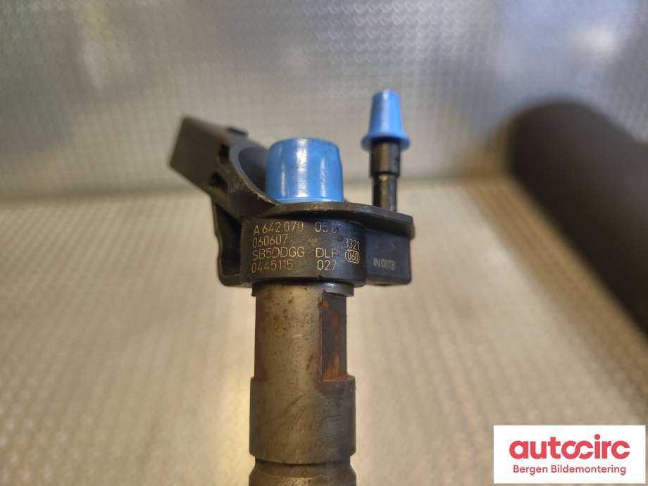 Dyse innsprøyting diesel til Mercedes CLS 2004-2010 (C219) (C219) (MERCEDES|A 642 070 13 87|A 642 070 05 87|)