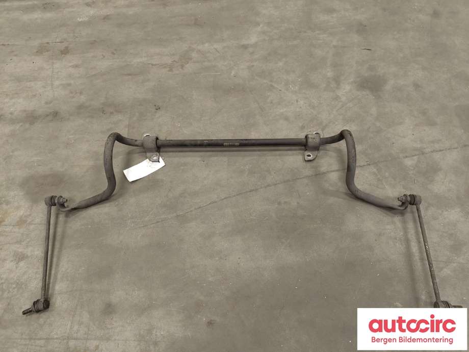 Stabilisatorstag foran til Mercedes Vito 2014-->> (W447) (W447) (MERCEDES|A 447 323 16 65|)