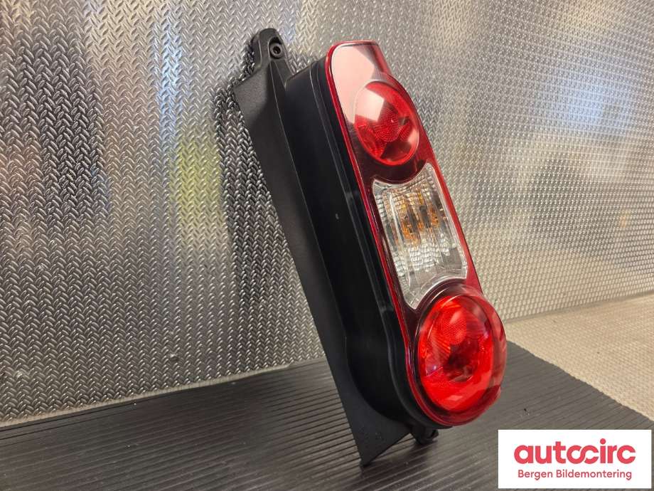 Baklykt høyre til Citroën Berlingo 2015-2019 (Type II, Fase 2)  (CITROEN|96 772 054 80|16 800 228 80|)