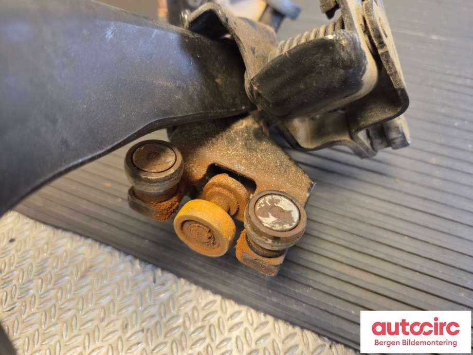 Diverse deler til Citroën Berlingo 2015-2019 (Type II, Fase 2)  (CITROEN|9033 Y9|9033 AZ|9033 Z2)
