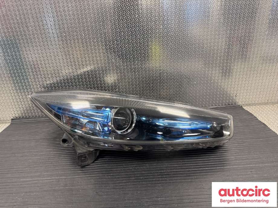Frontlykt høyre halogen til Renault Zoe 2013-2019 (Fase 1) (RENAULT|260108268R|)