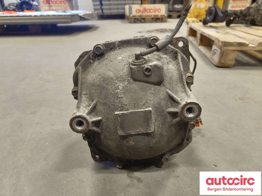 Kardang klokke bak til Mitsubishi Pajero 2007-2016 (Type IV, Fase 1)  (MITSUBISHI|3501A326|)