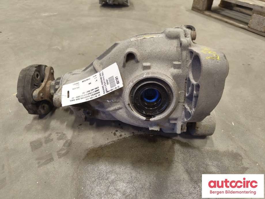 Kardang klokke bak til BMW 5-Serie 2010-2017 (F10/F11) (F10/F11) (BMW|33 10 7 584 448|)