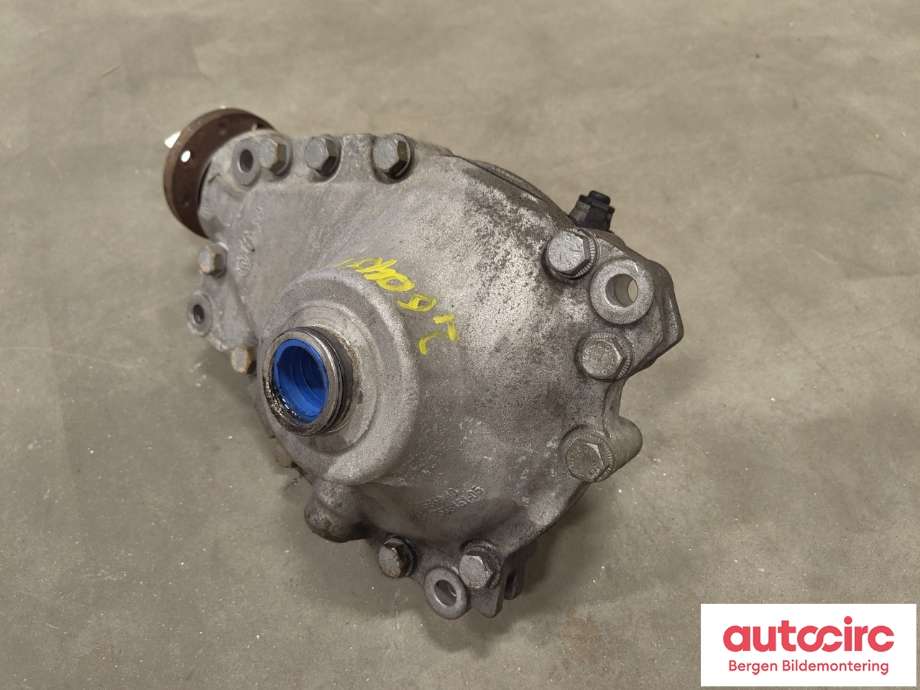 Kardang til BMW 5-Serie 2010-2017 (F10/F11) (F10/F11) (BMW|31 50 7 648 881|)