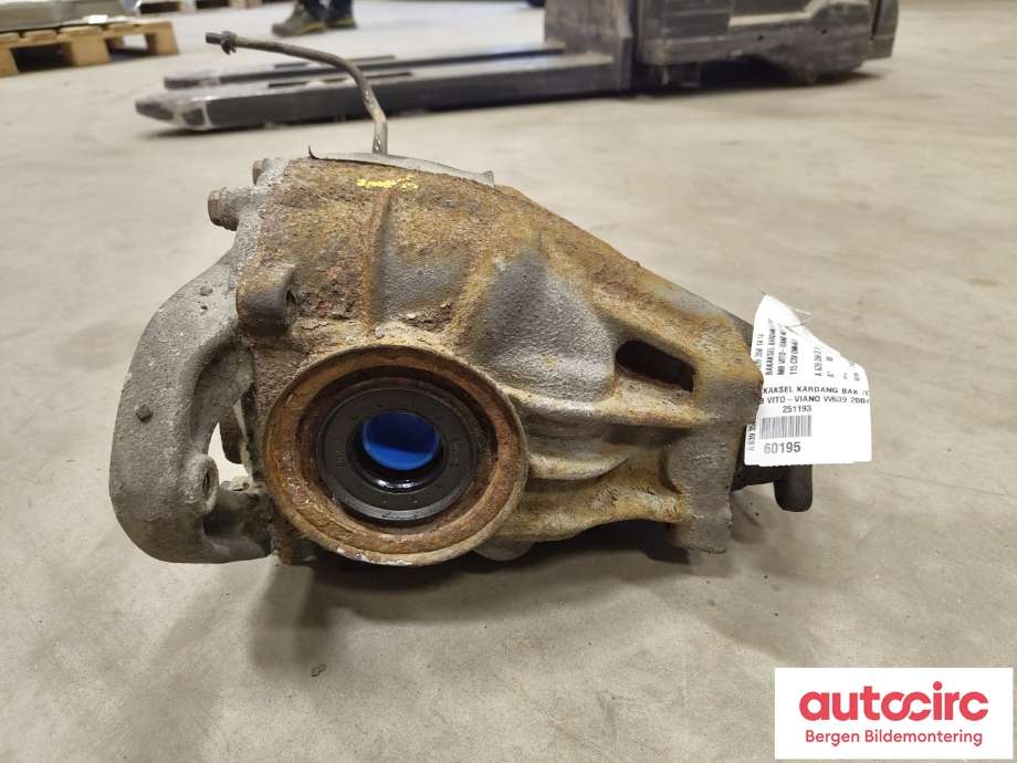 Kardang klokke bak til Mercedes Vito/Viano 2004-2010 (Fase 1) (W639) (W639) (MERCEDES|A 639 350 14 14|A 639 350 32 14|)