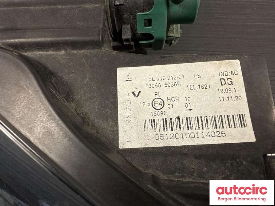 Frontlykt venstre halogen til Renault Zoe 2013-2019 (Fase 1) (RENAULT|260609522R|)