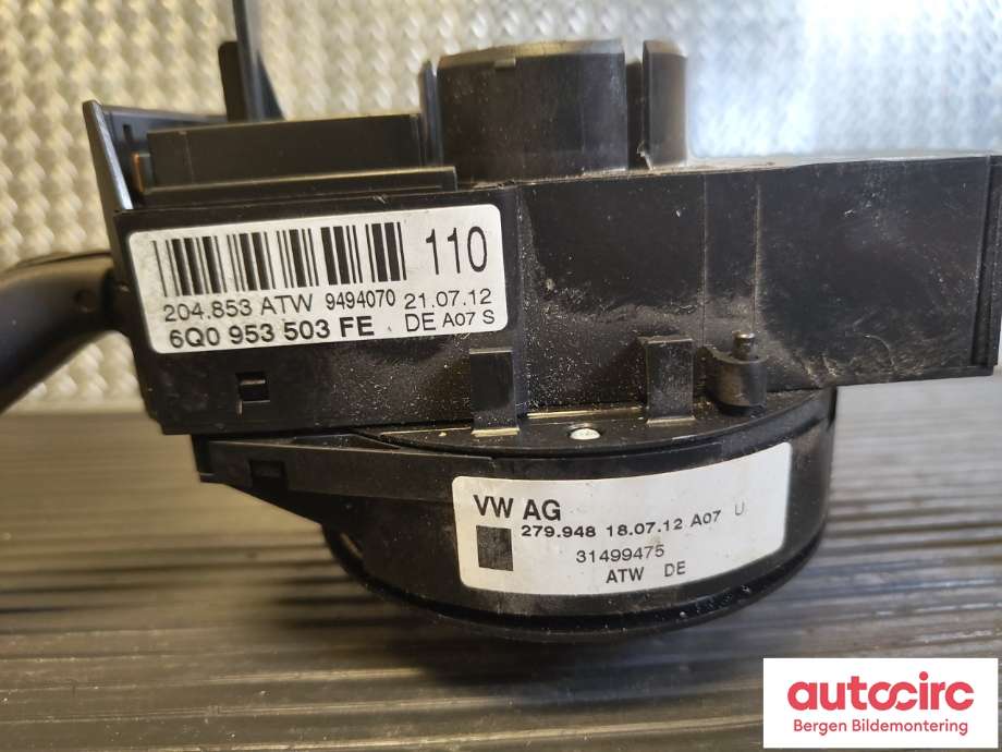 Bryter combi til VW Transporter / Caravelle 2009-2015 (Fase 2) (T5) (T5) (VOLKSWAGEN|6Q0 953 513 BA|6Q0 959 654 D|)