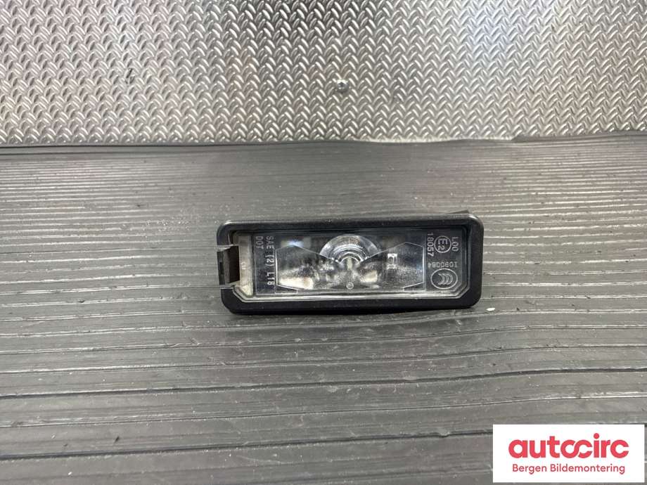 Skiltlys til Porsche Taycan 2019-->> (PORSCHE|PAB 943 021|)