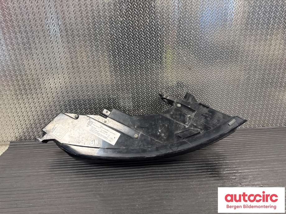 Baklykt høyre til Porsche Taycan 2019-->>  (PORSCHE|9J1 945 092 G|9J1 945 092 D|9J1 945 092 F)