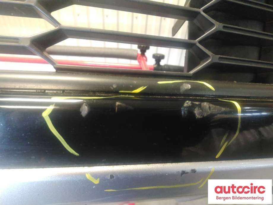 Støtfanger foran til Citroën C-Crosser 2007-2012 (CITROEN|16 778 405 1T|7401 NK|)