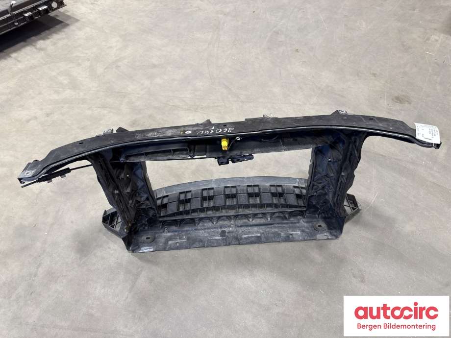 Frontplate til Škoda Superb 2008-2015 (Type II)  (SKODA|3T0 805 588 D|)