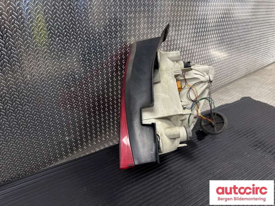 Baklykt venstre til Škoda Superb 2008-2015 (Type II) (SKODA|3T9 945 111|)