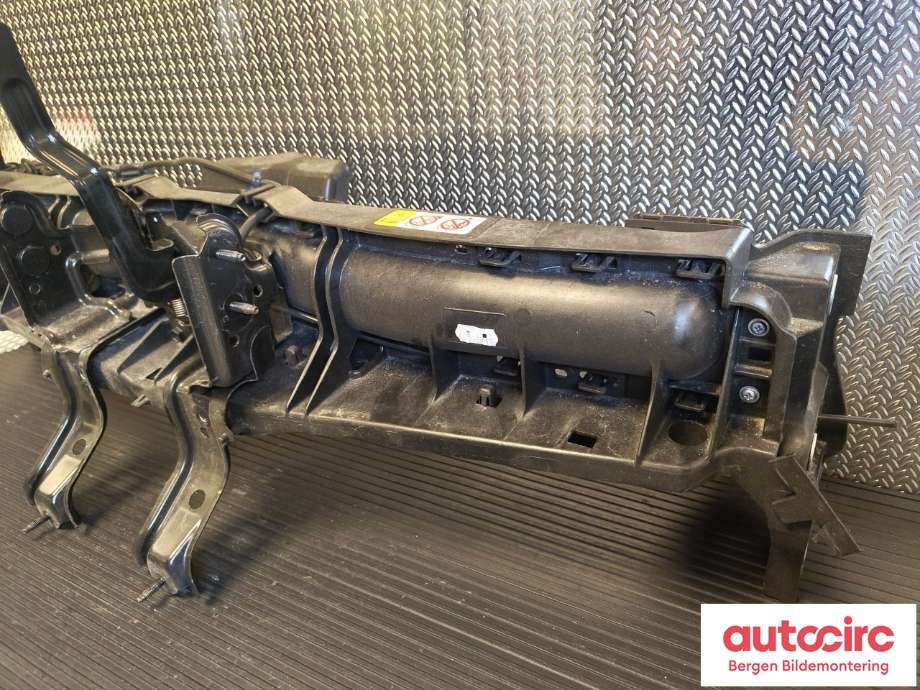 Frontplate øvre til Toyota Yaris Cross (SUV) 2021-->>  (TOYOTA|53213K0011|535100DA00|)