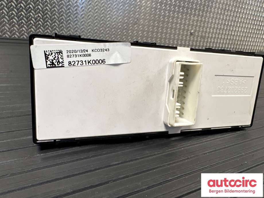 Bryter ruteheis til Kia e-Soul 2019-->> (Type III) (KIA|93571-K0301|)