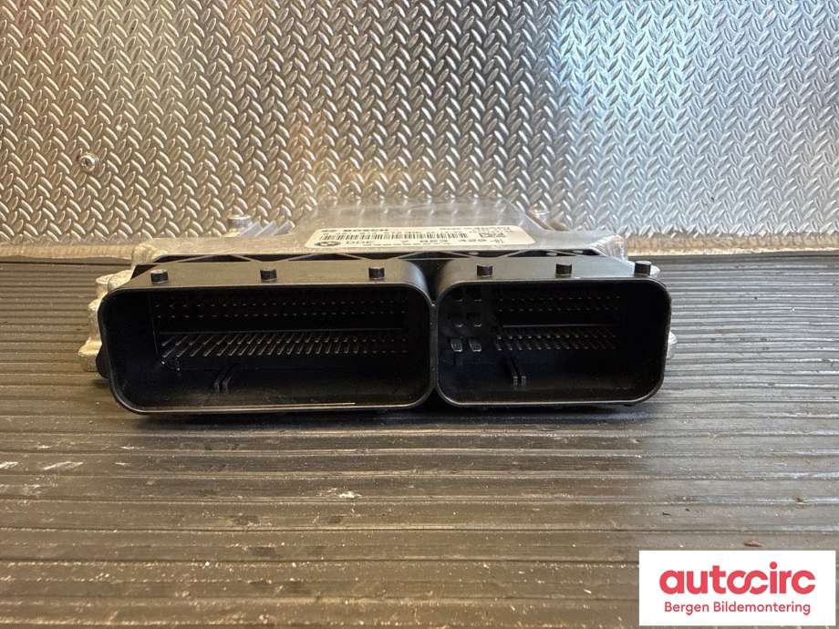 Styreenhet motor til BMW 5-Serie 2003-2010 (E60/E61) (E60/E61) (BMW|13 61 8 512 498|)