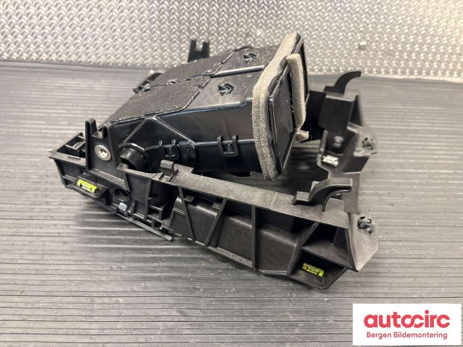 Dashbord friskluftdyse til Porsche Macan 2014-->> (95B) (95B) (PORSCHE|95C 819 111 E|)
