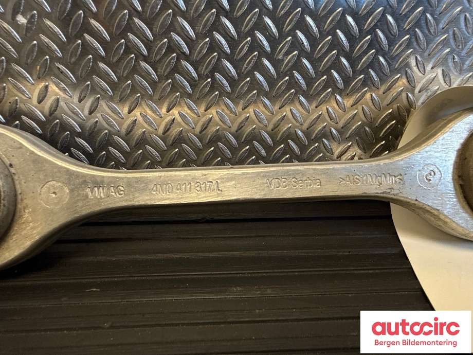 Stabilisatorstag foran til Porsche Macan 2014-->> (95B) (95B) (PORSCHE|PAB 411 317 B|)