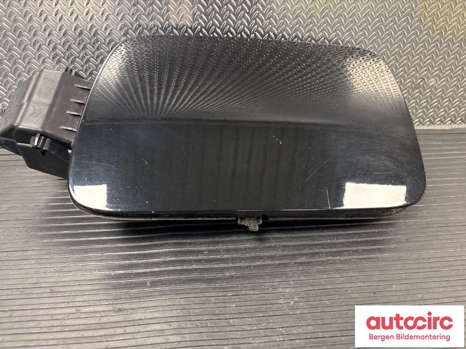Batterilader inntak/luke til Citroën C5, Aircross 2019-->> (CITROEN|98 331 401 80|)