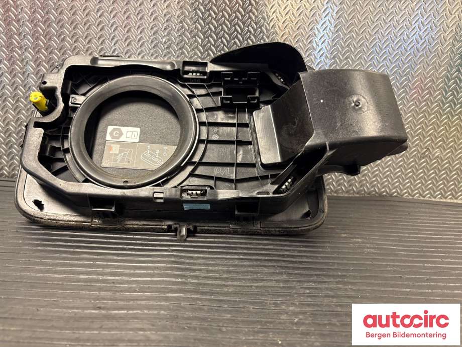Batterilader inntak/luke til Citroën C5, Aircross 2019-->> (CITROEN|98 331 401 80|)